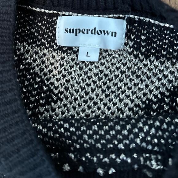 NWT Superdown Rosabel Glitter Star Crewneck Sweater I Large - Picture 4 of 5